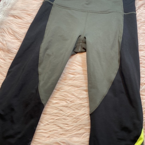 Athleta Spar Colorblock Leggings sz S - Picture 3 of 8